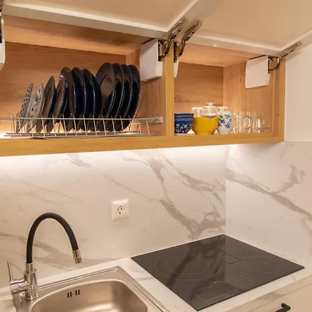 Sims アパート コルフ島